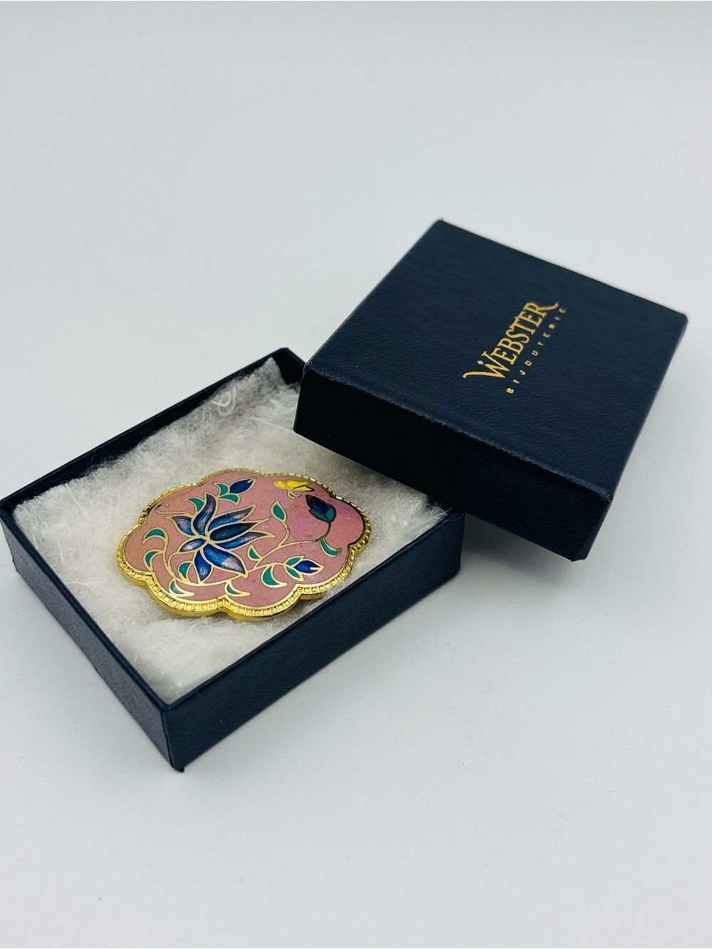 Cloisonné Floral Enamel Brooch – Pink, Blue & Gold